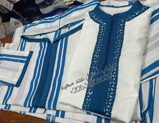 Verschiedene Djellabas (Fassiya-Haar, Soussdi)