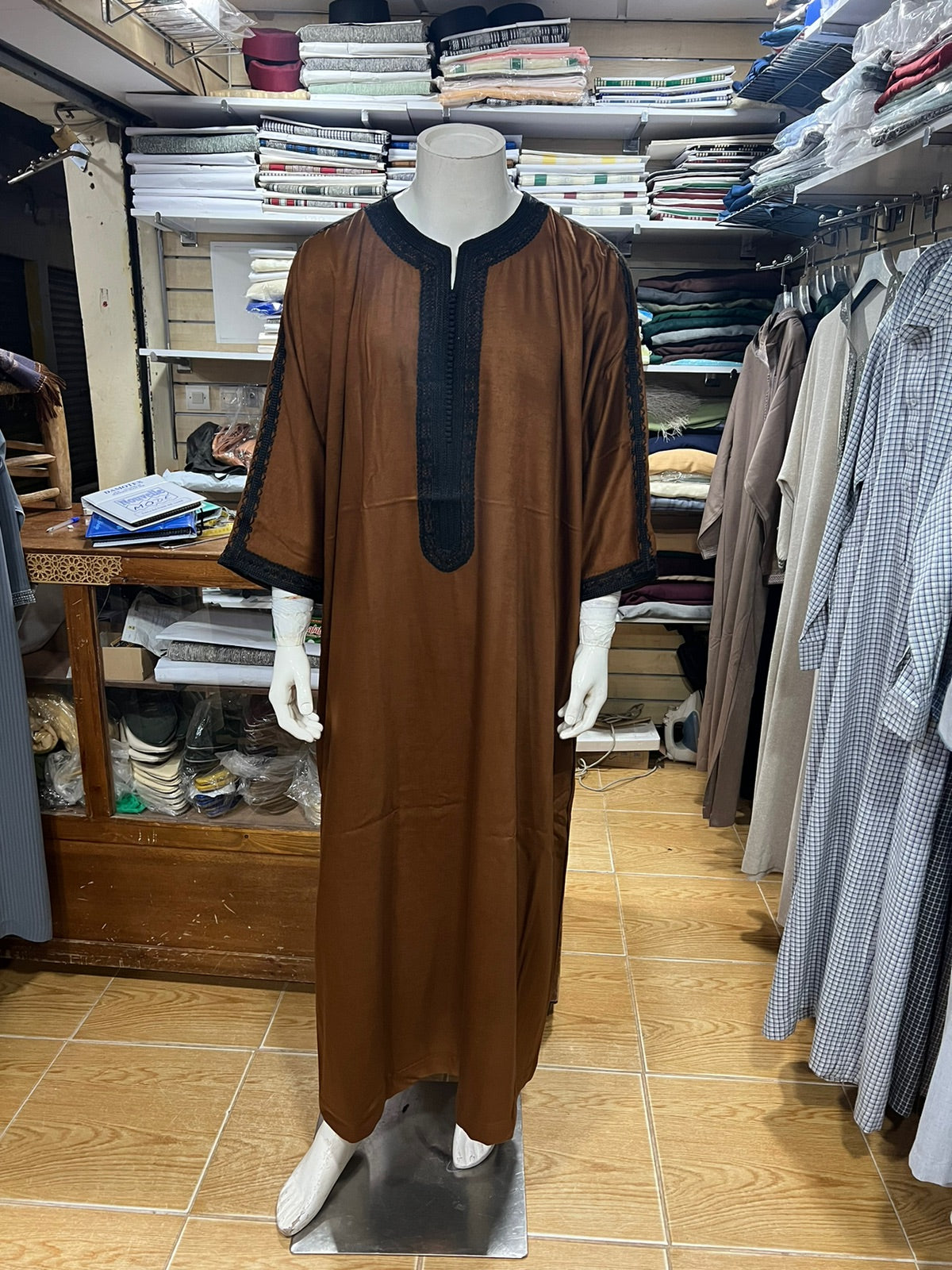 Verschiedene Kaftans & Kandoras (Herren)