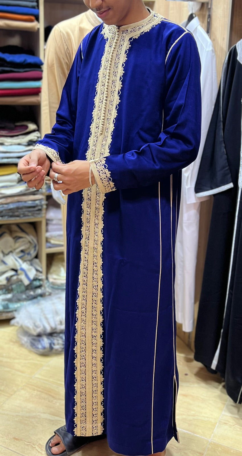 Neuer Djellaba-Stil mit besonderer Verzierung